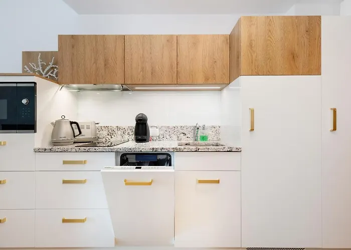 Seaside Park Private Aurora 502 アパート